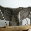 Replika odcizen sochy orlice, hlinn model